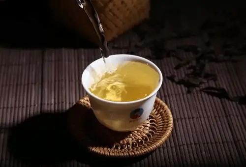 答應(yīng)我 晚飯后喝一杯普洱茶好嗎？