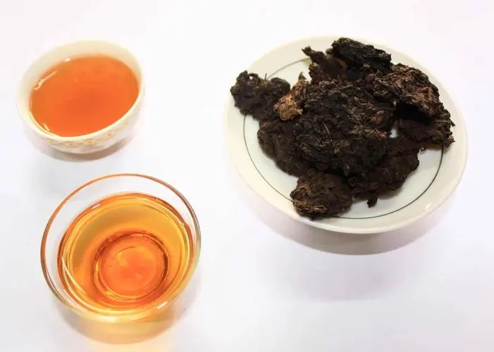 用正確的方法沖泡出老茶的精髓；評(píng)看普洱茶葉底也是一門(mén)手藝！