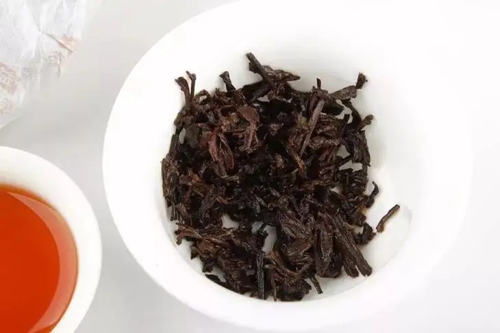 普洱熟茶好壞如何辨別？行家教你3步走！聞茶香、品茶湯、鑒葉底