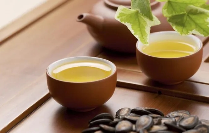 普洱茶的茶性是屬寒還是屬熱？