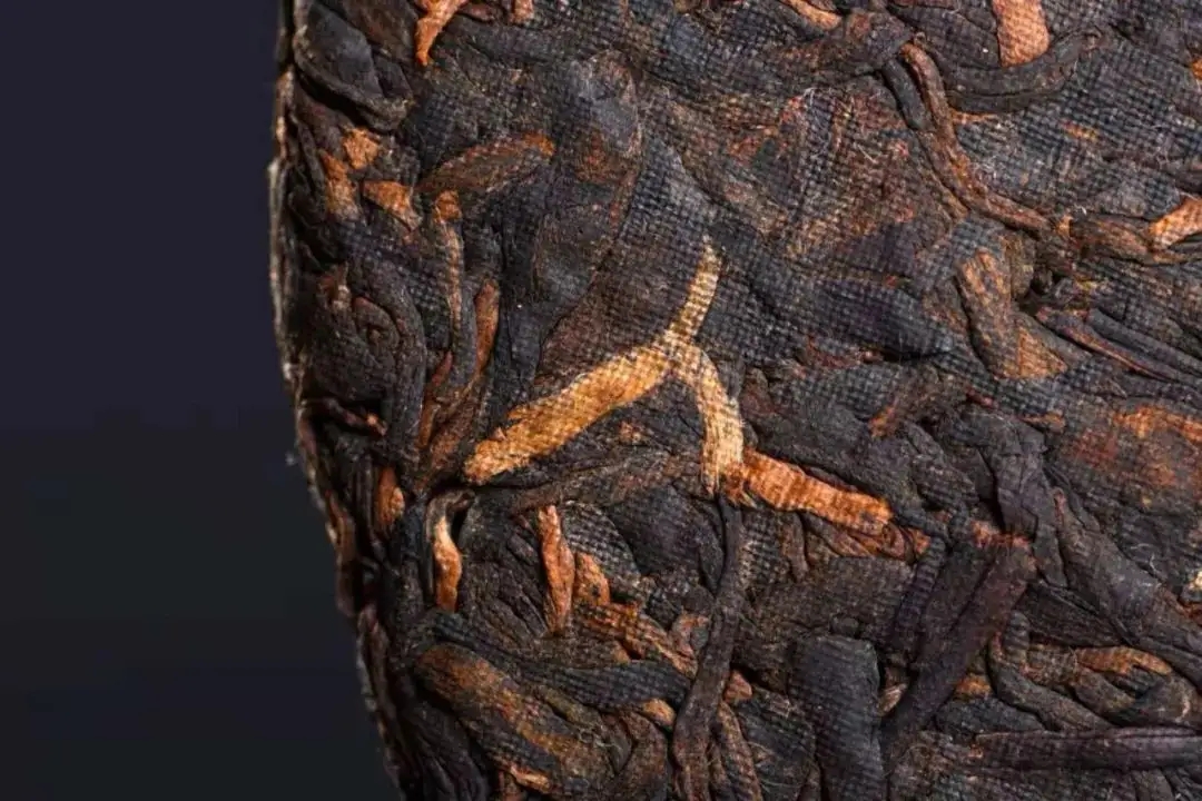 易武熟茶，當(dāng)屬易武地道發(fā)酵