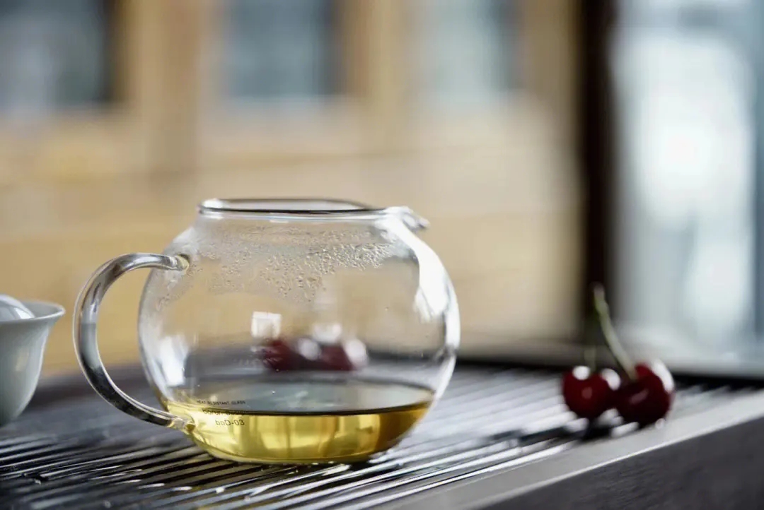 2023年老班章古樹(shù)春茶的沖泡！